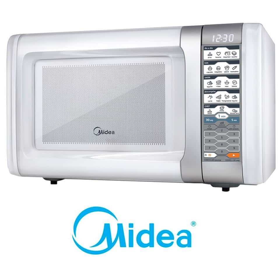 O microondas Midea é bom por ter um excelente custo-benefício.