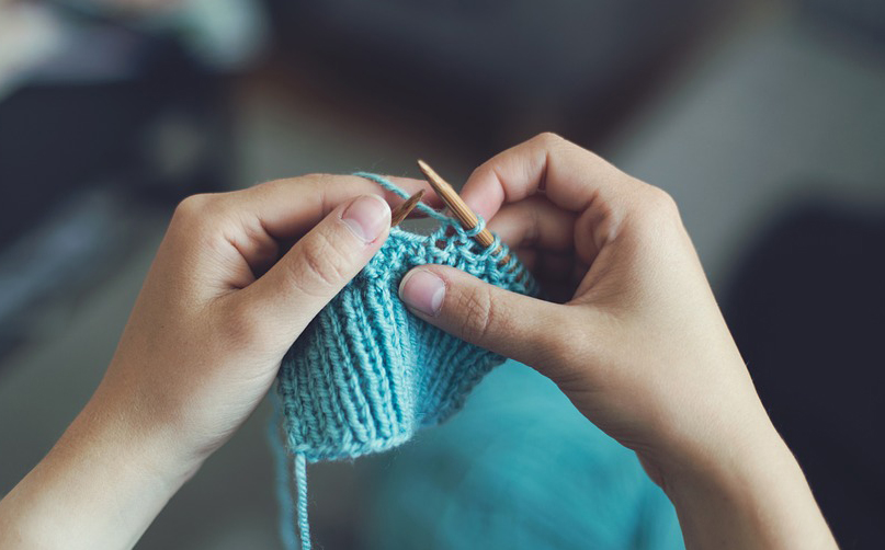 Aprender como fazer bolsa de crochê pode ser bastante lucrativo.