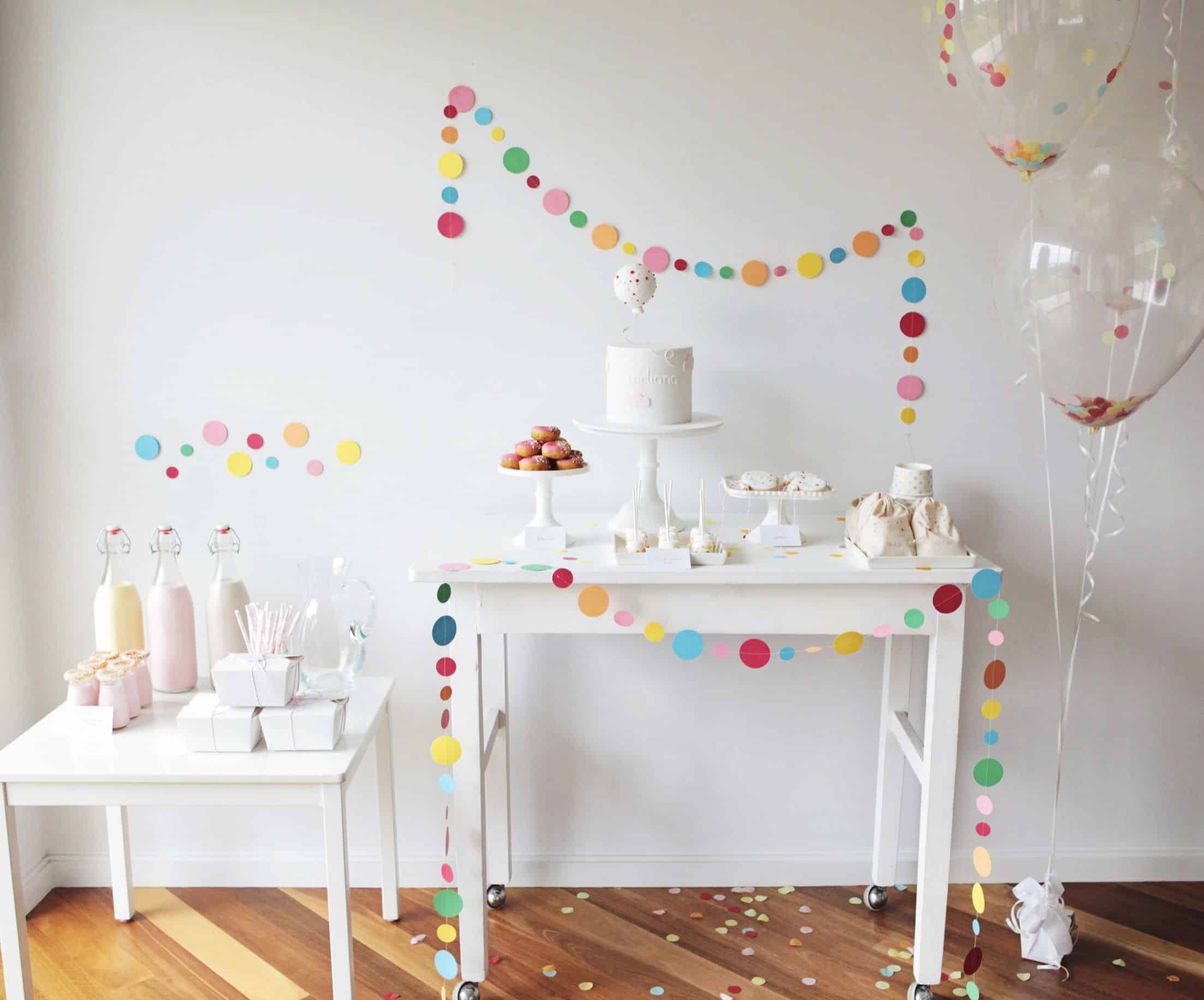 decoração de festa infantil minimalista e elegante