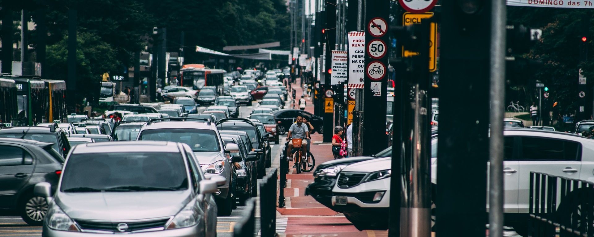 mobilidade urbana nas grandes cidades pelo aglomeramento de carros