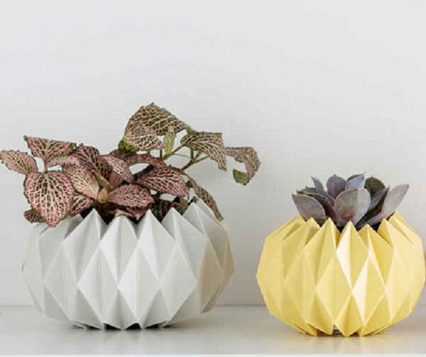 Origami de vaso de flor